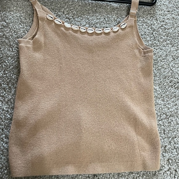 revolve tularosa pukka shell 🐚 tank - Picture 1 of 3